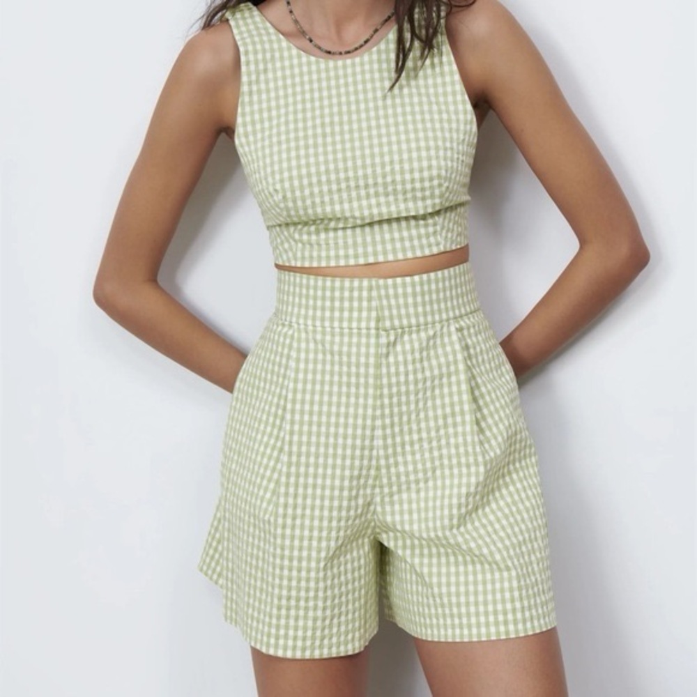 NWOT Zara Gingham check bermuda shorts